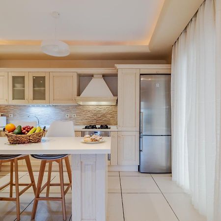 Aura Elegant Apartment Near Garitsa Bay Analipsis  Экстерьер фото