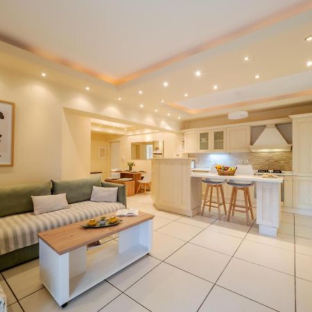 Aura Elegant Apartment Near Garitsa Bay Analipsis  Экстерьер фото