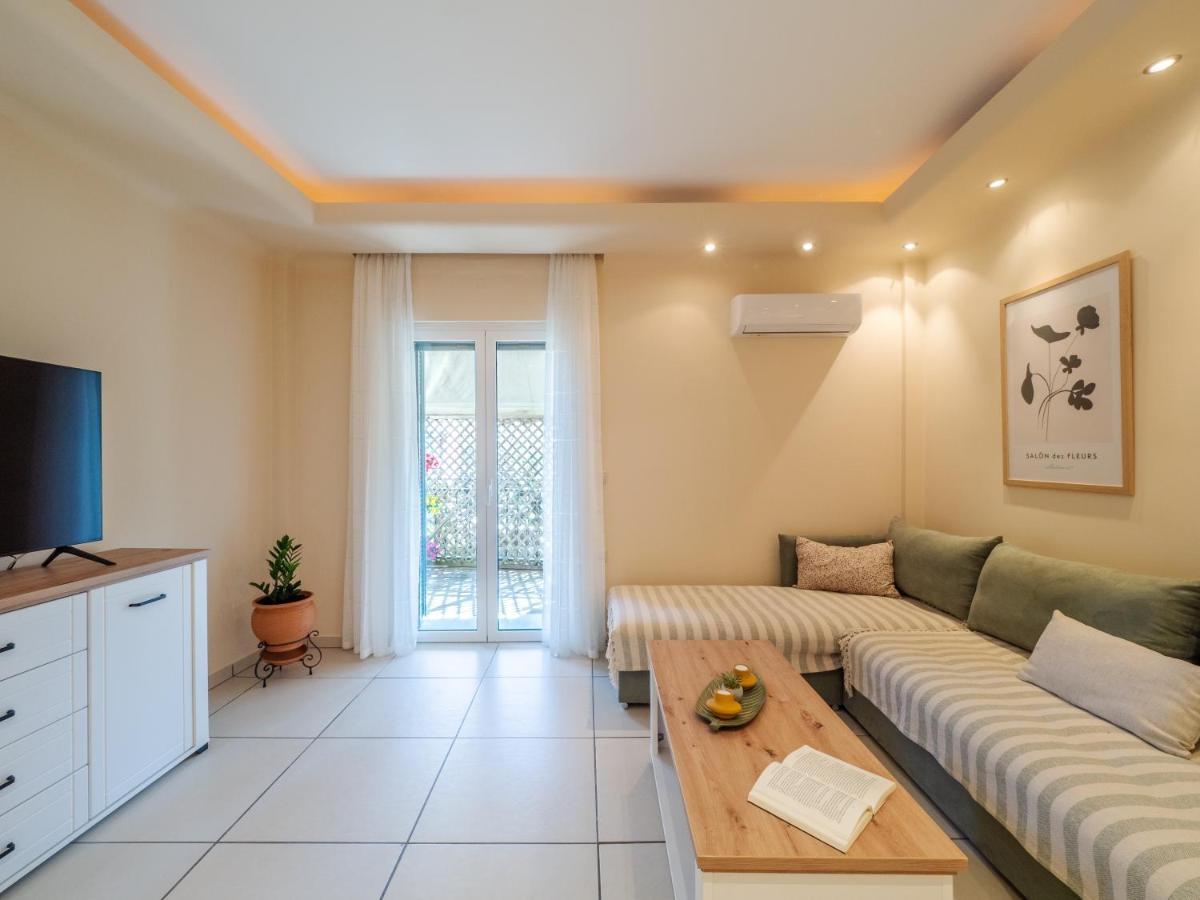 Aura Elegant Apartment Near Garitsa Bay Analipsis  Экстерьер фото