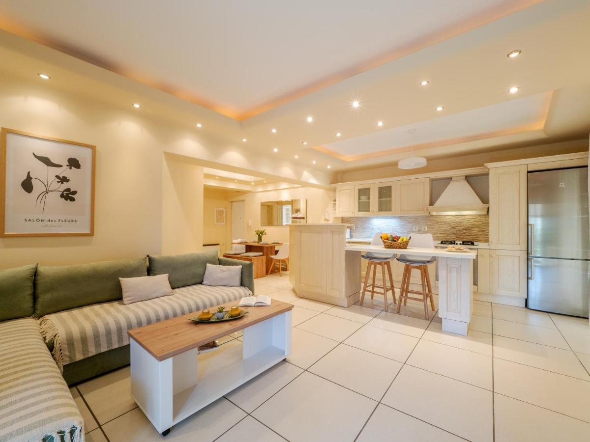Aura Elegant Apartment Near Garitsa Bay Analipsis  Экстерьер фото